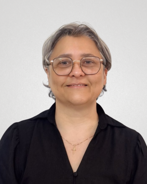 LÍVIA MARIA DE OLIVEIRA CHAVES